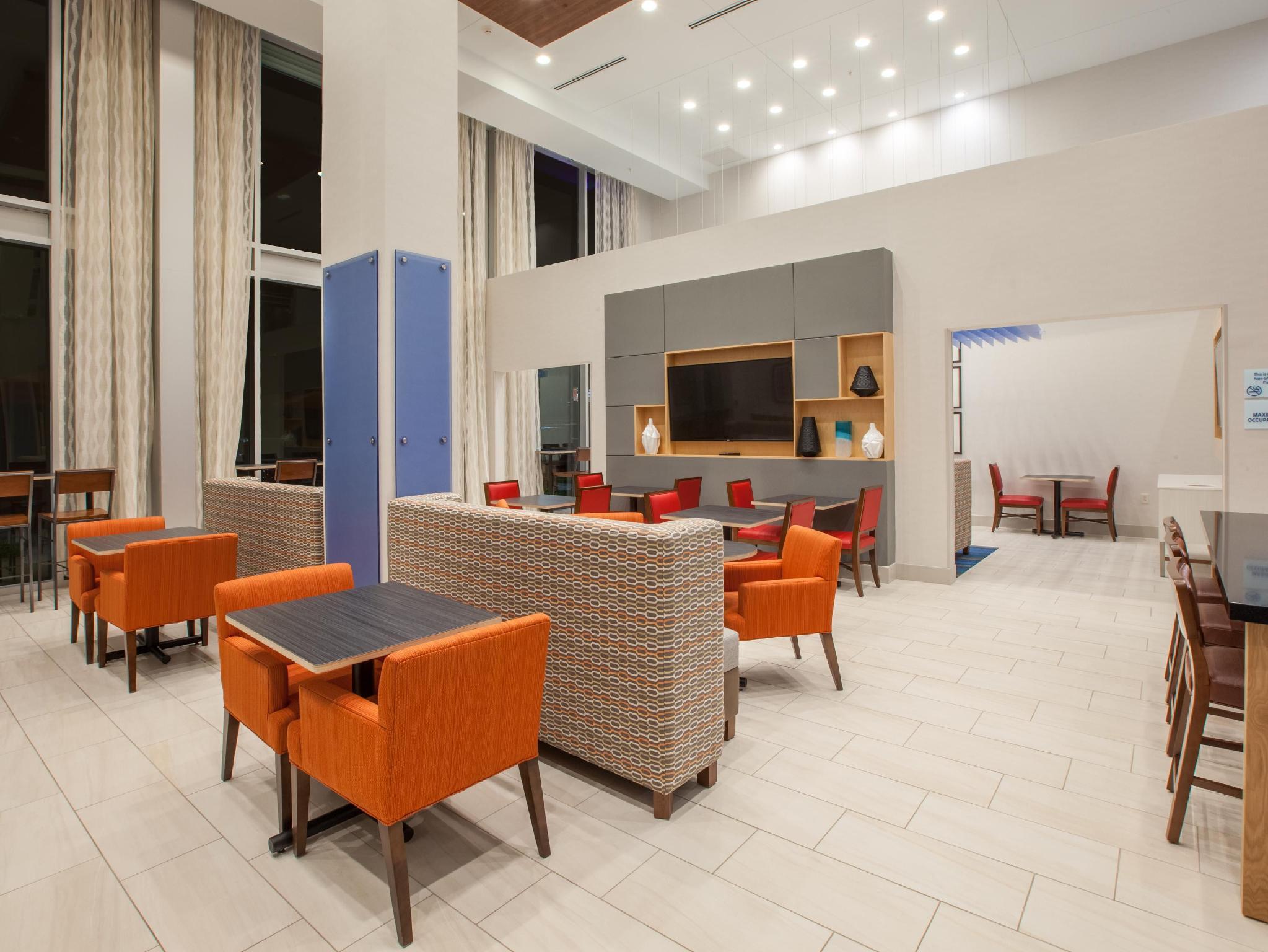 Holiday Inn Express & Suites - Indianapolis Ne - Noblesville Zewnętrze zdjęcie